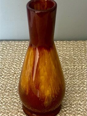 Harvest Gold Blue Mountain Pottery Vase 
6” Vintage Canada